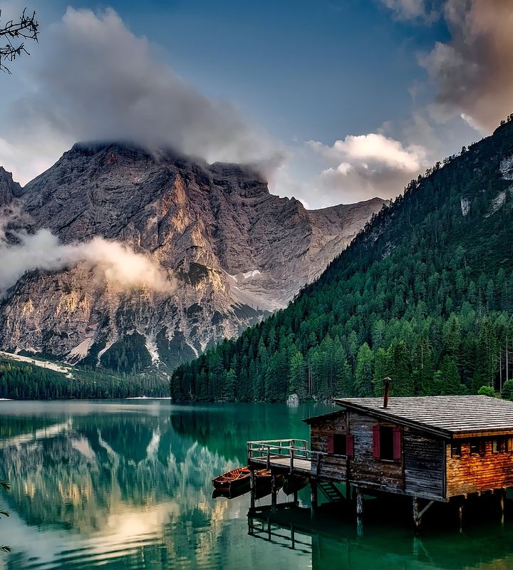 Scenic Home
